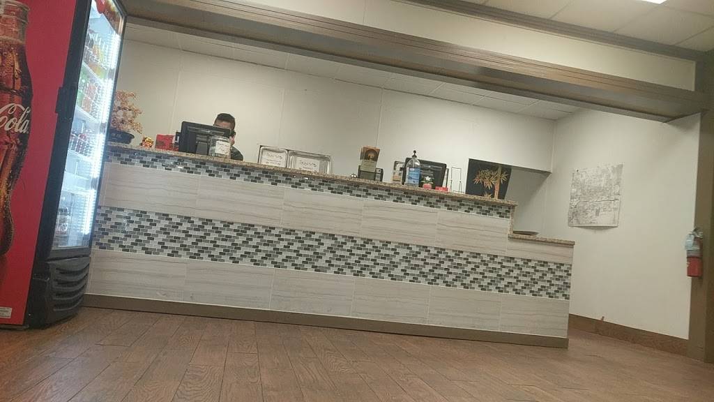 Moon Wok | restaurant | 645 Harwood Rd, Bedford, TX 76021, USA | 8172812787 OR +1 817-281-2787