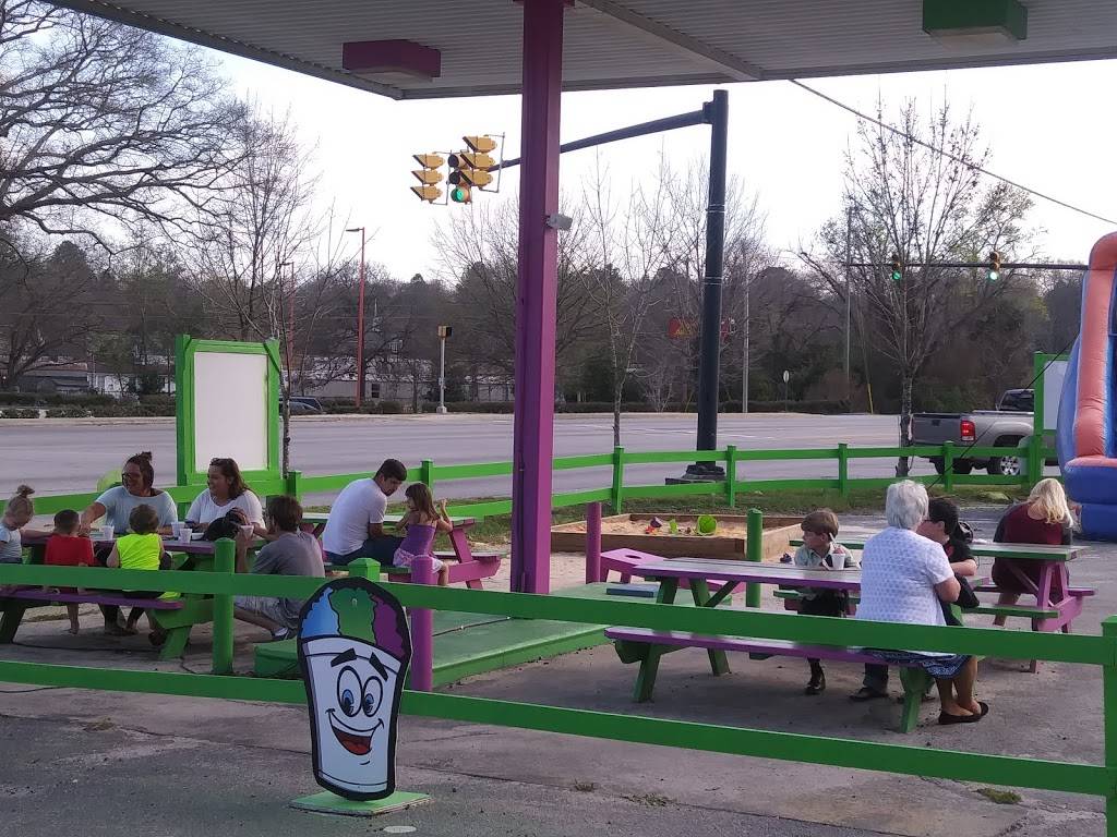 Sillys Snoballs | restaurant | 786 Main St, West Columbia, SC 29170, USA | 8037278959 OR +1 803-727-8959