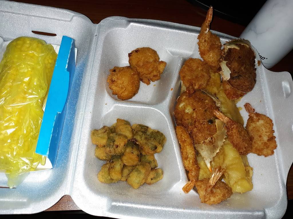 Captain Ds | restaurant | 265 W Broadway St, West Memphis, AR 72301, USA | 8707350525 OR +1 870-735-0525