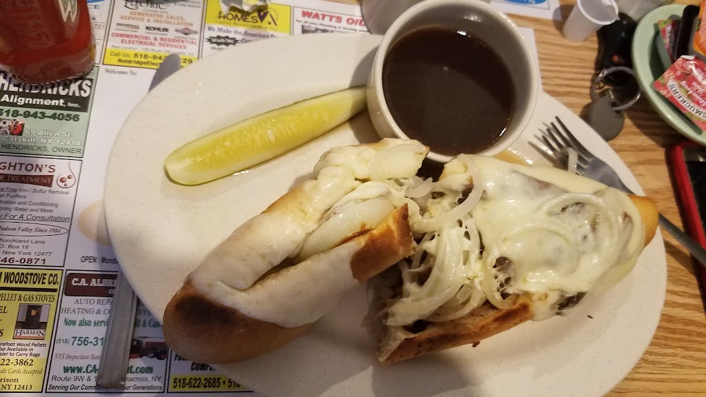 Lindsays | cafe | 1122 Main St, Leeds, NY 12414, USA | 5189431266 OR +1 518-943-1266