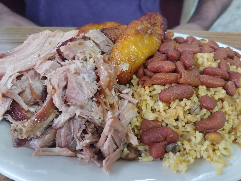 La Lechonera | restaurant | 5601 N Armenia Ave, Tampa, FL 33603, USA | 8138703504 OR +1 813-870-3504