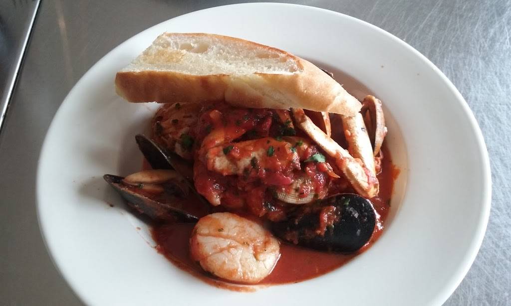 Santa Rosa Seafood Retail | restaurant | 946 Santa Rosa Ave, Santa Rosa, CA 95407, USA | 7075792085 OR +1 707-579-2085