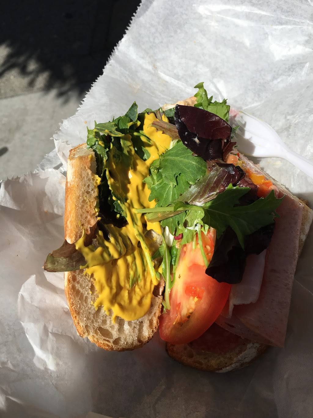 Lucca Delicatessen | restaurant | 2120 Chestnut St, San Francisco, CA 94123, USA | 4159217873 OR +1 415-921-7873