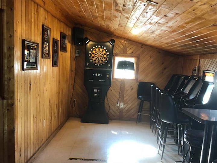 Sweeneys Y Go By | night club | 22303 WI-27, Cornell, WI 54732, USA | 7152390513 OR +1 715-239-0513