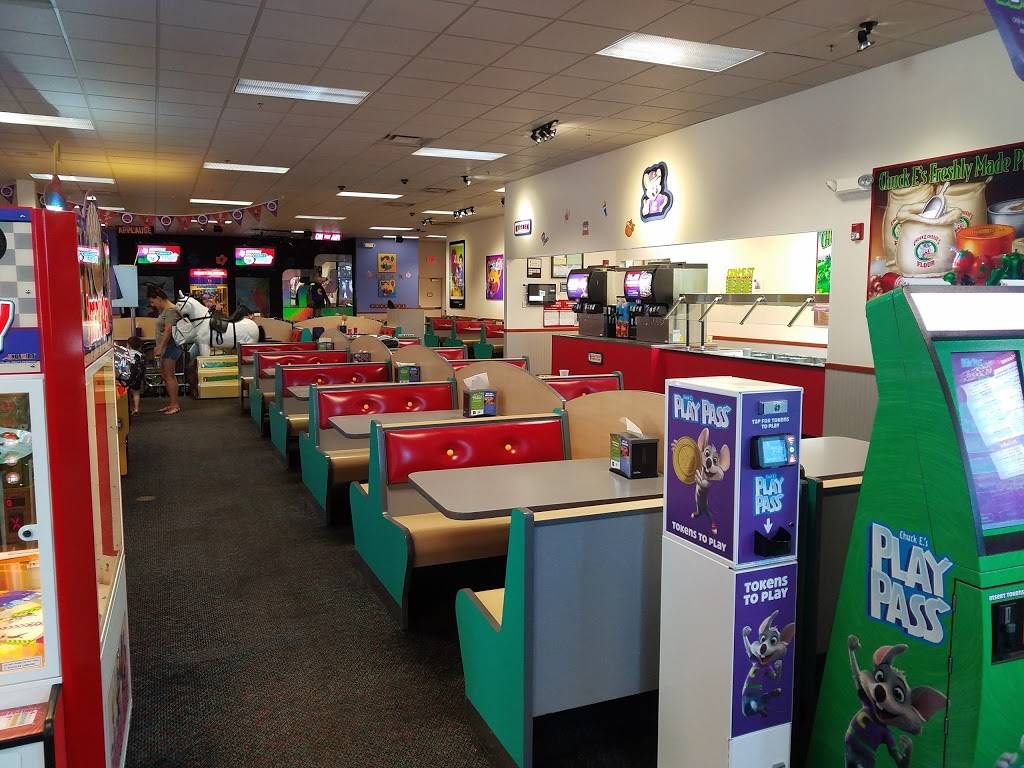 Chuck E. Cheese | restaurant | 5600 Harvey St, Muskegon, MI 49444, USA | 2317988121 OR +1 231-798-8121