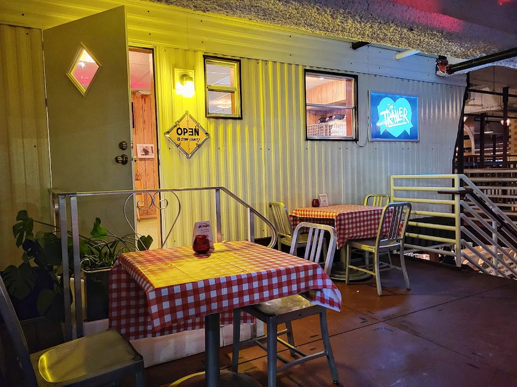 Moms Spaghetti | restaurant | 2131 Woodward Ave, Detroit, MI 48201, USA | 3138888388 OR +1 313-888-8388