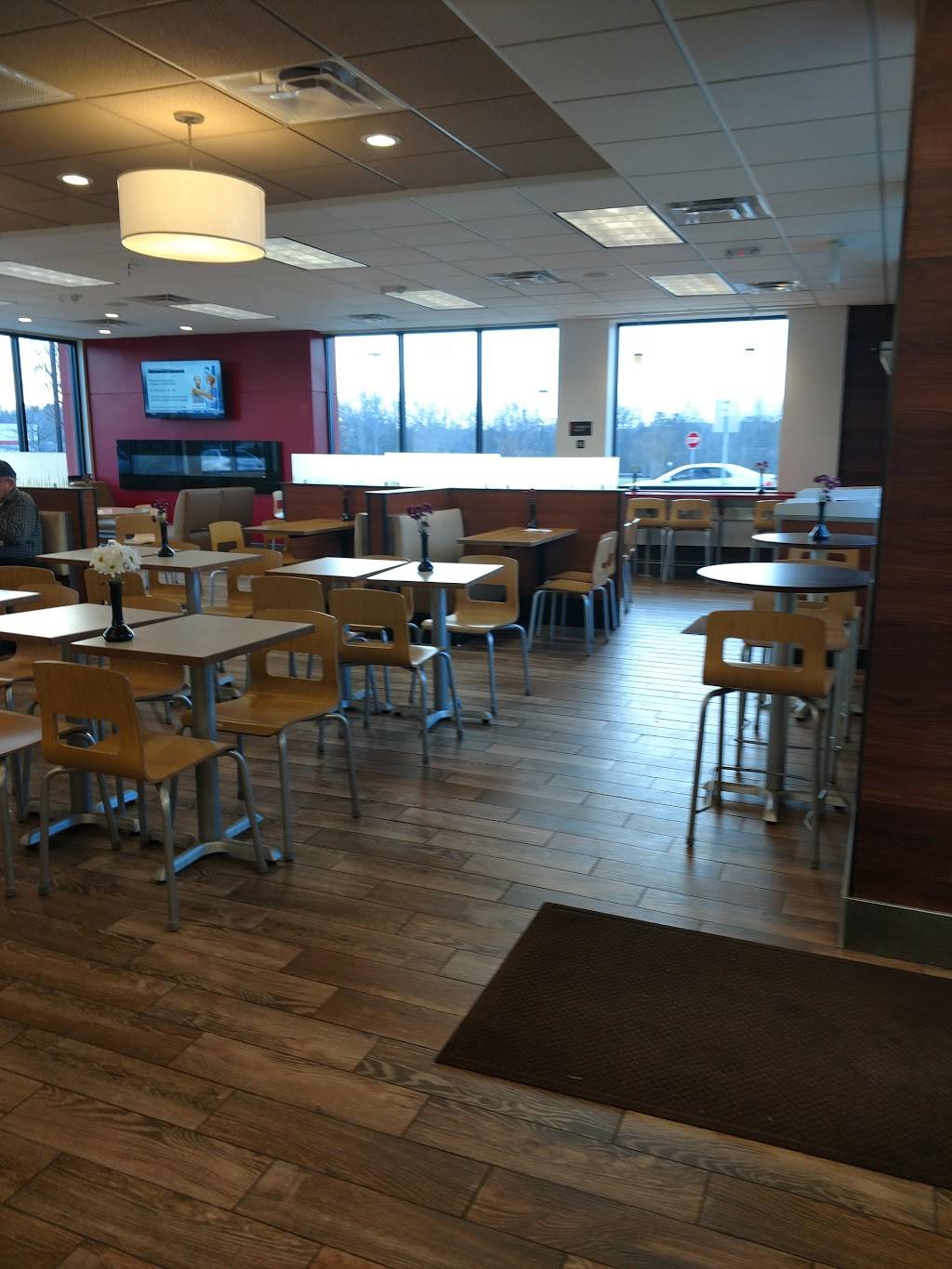 Wendys | restaurant | 825 S Jake Alexander Blvd W, Salisbury, NC 28147, USA | 7046420620 OR +1 704-642-0620