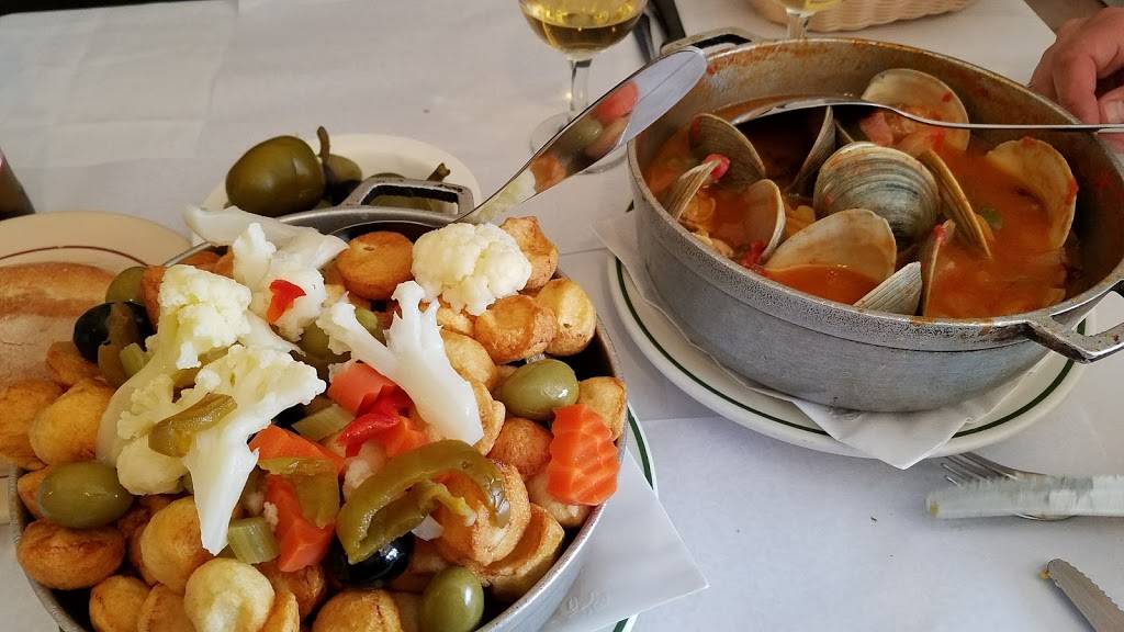 Solmar Restaurant | restaurant | 290 George St, Bridgeport, CT 06604, USA | 2033332435 OR +1 203-333-2435