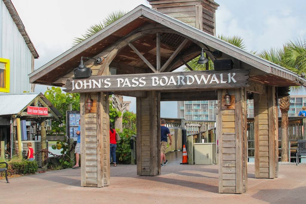 Sculleys Seafood Restaurant | restaurant | 190 Boardwalk, Madeira Beach, FL 33708, USA | 7272584820 OR +1 727-258-4820