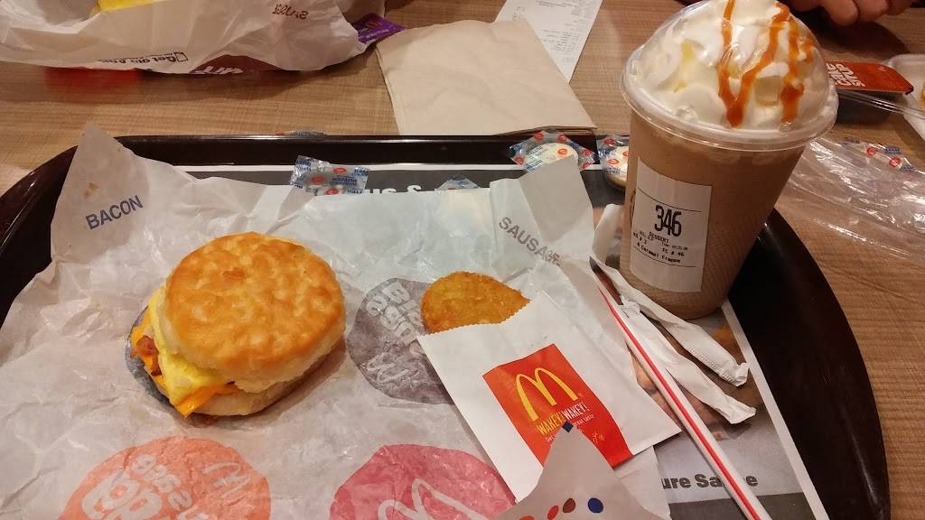 McDonalds | restaurant | 1101 N Central Ave, Marshfield, WI 54449, USA | 7153874785 OR +1 715-387-4785