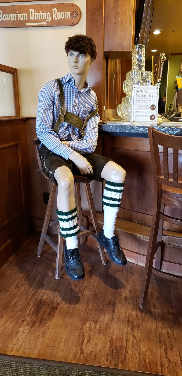 Michigan On Main | restaurant | 713 S Main St, Frankenmuth, MI 48734, USA | 9896529941 OR +1 989-652-9941