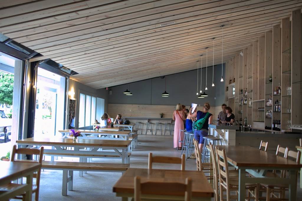 The Little Fleet | restaurant | 448 E Front St, Traverse City, MI 49686, USA | 2319431116 OR +1 231-943-1116