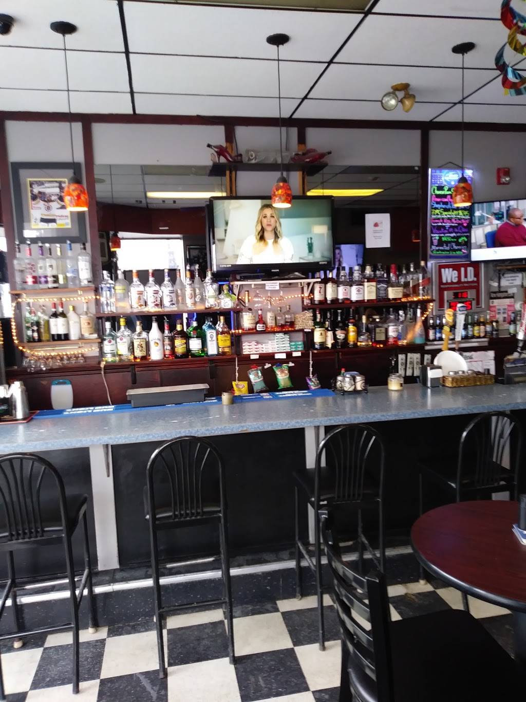 7 Star Pizza & Restaurant | restaurant | 235 Main St, Nashua, NH 03060, USA | 6038898810 OR +1 603-889-8810