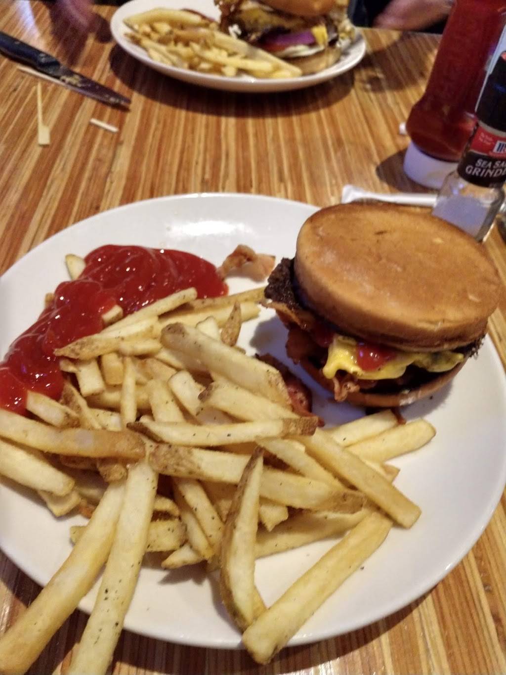 Applebees Grill + Bar | restaurant | 1617 US-51 S, Covington, TN 38019, USA | 9014750666 OR +1 901-475-0666