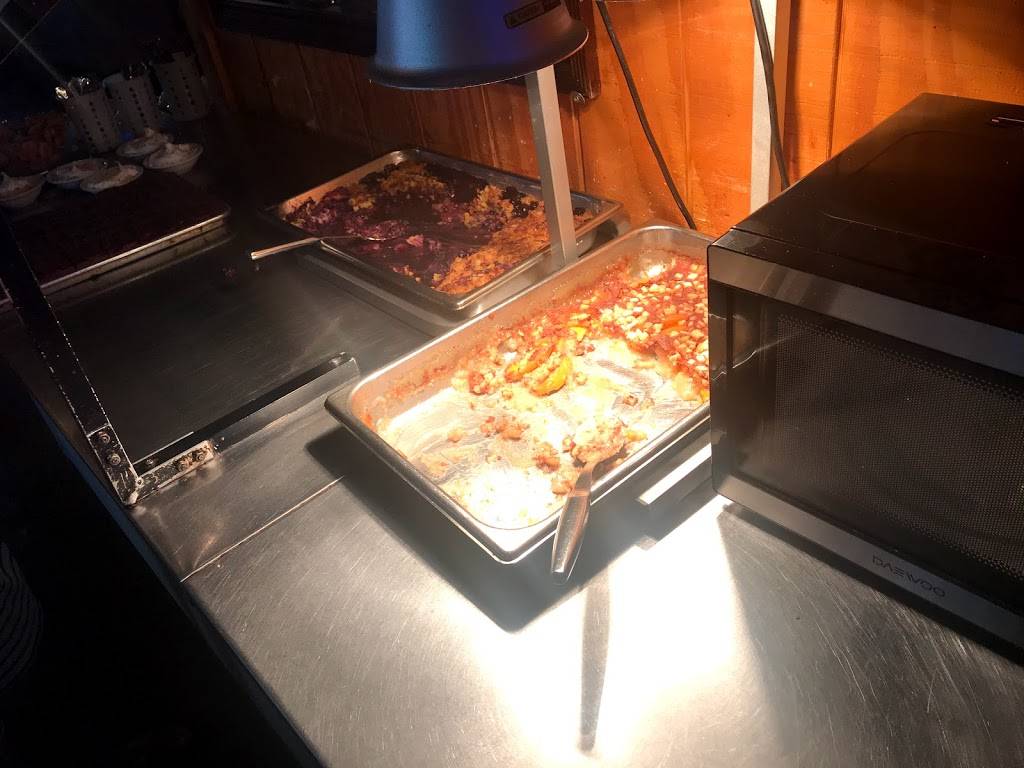 Movie Star Restaurant & Catering | restaurant | 5209 Old Hwy 11, Hattiesburg, MS 39402, USA | 6012640606 OR +1 601-264-0606