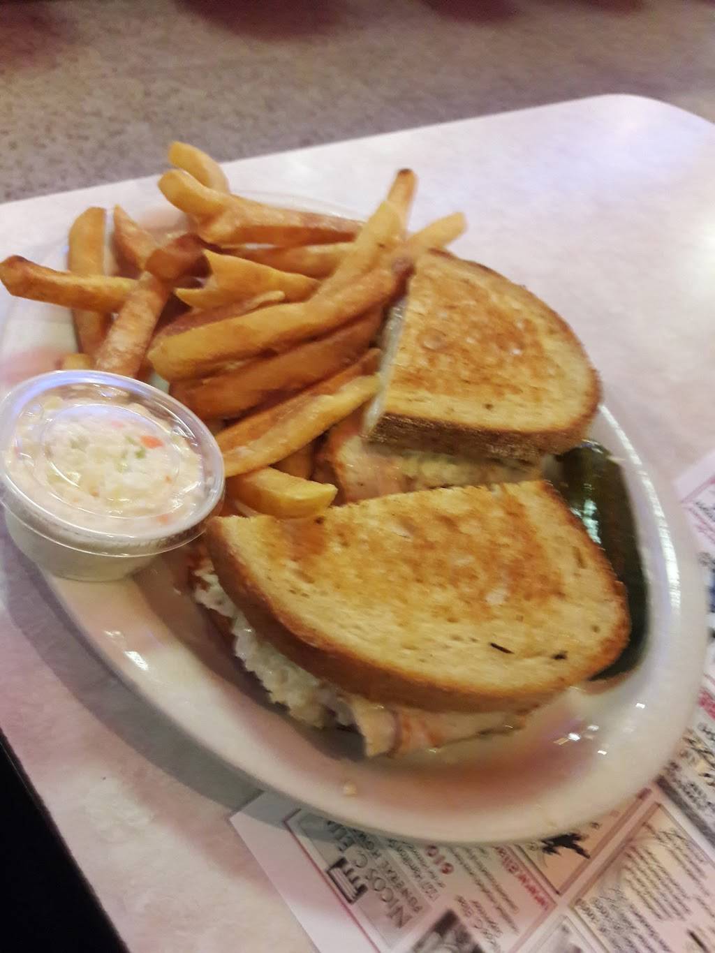 Hamilton Family Restaurant | restaurant | 2027 Hamilton St, Allentown, PA 18104, USA | 6104336452 OR +1 610-433-6452