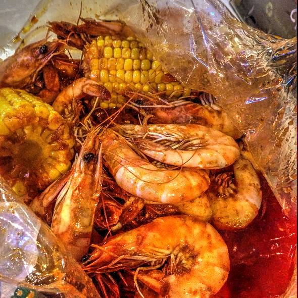 Laughing Crab - Cajun Seafood | restaurant | 7511 Youree Dr #100, Shreveport, LA 71105, USA | 3189008881 OR +1 318-900-8881