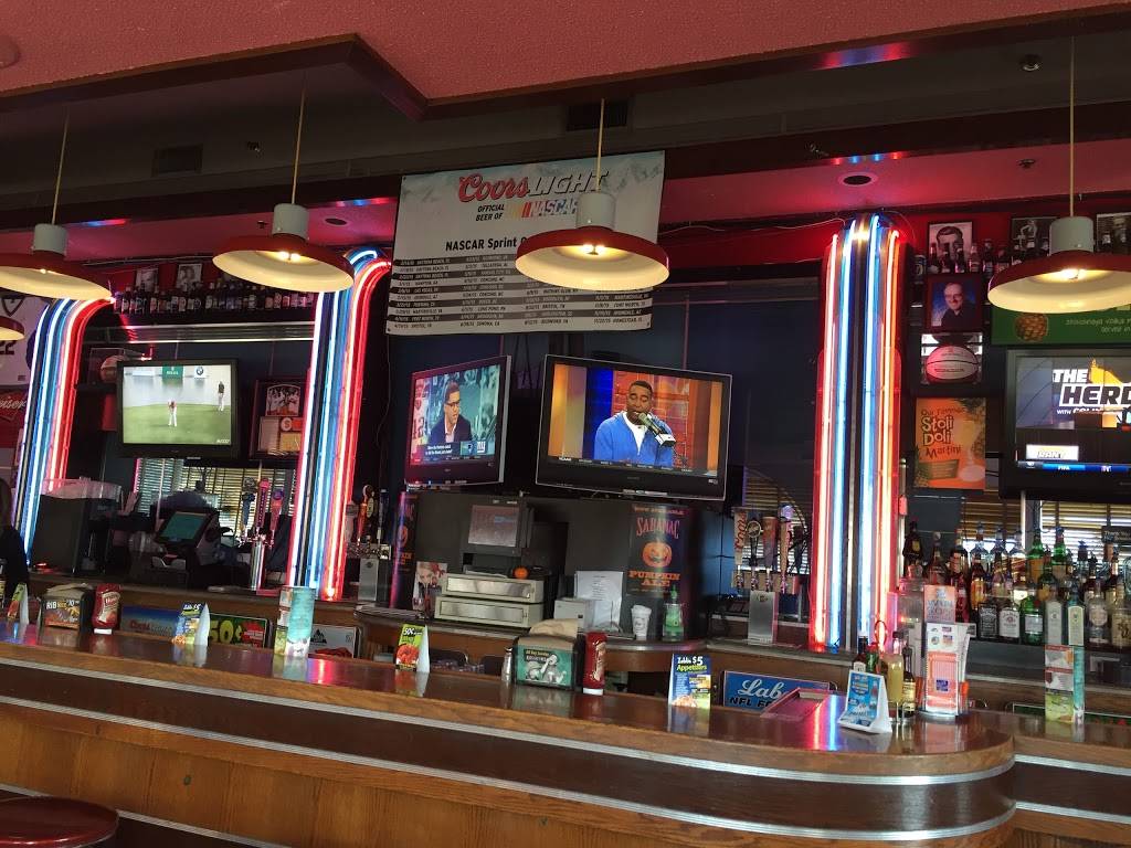 Zebbs Deluxe Grill & Bar | restaurant | 2803 Brewerton Rd, Syracuse, NY 13211, USA | 3154555131 OR +1 315-455-5131