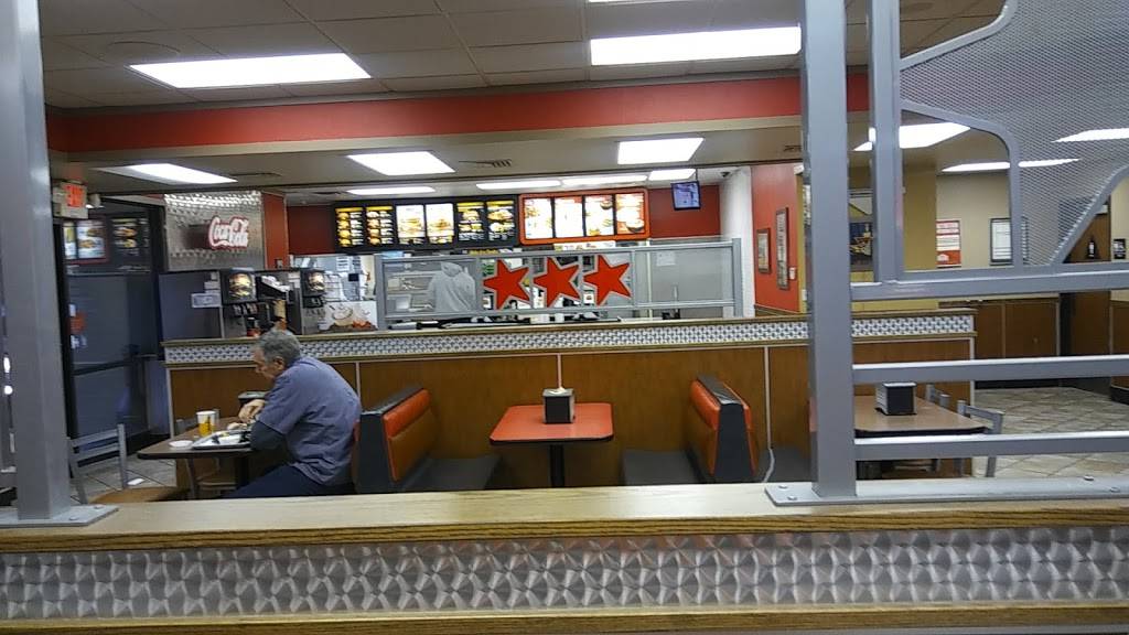 Hardees | restaurant | 1590 W 1st St, Winston-Salem, NC 27104, USA | 3367232514 OR +1 336-723-2514