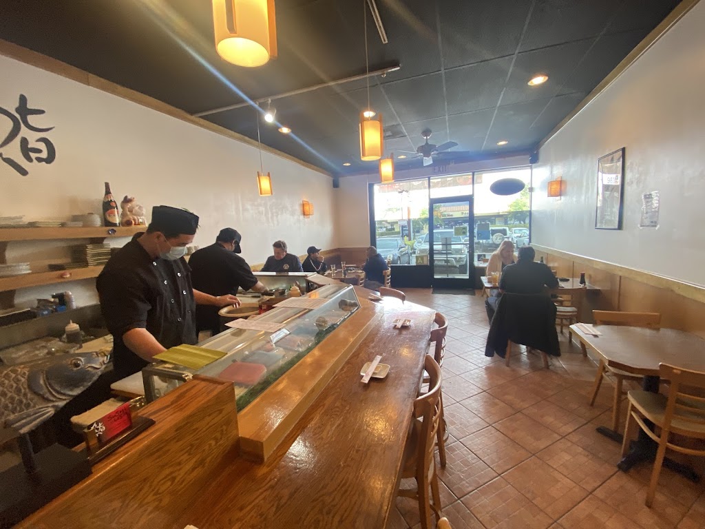 Namisen Sushi | restaurant | 9800 CA-27, Chatsworth, CA 91311, USA | 8187737322 OR +1 818-773-7322
