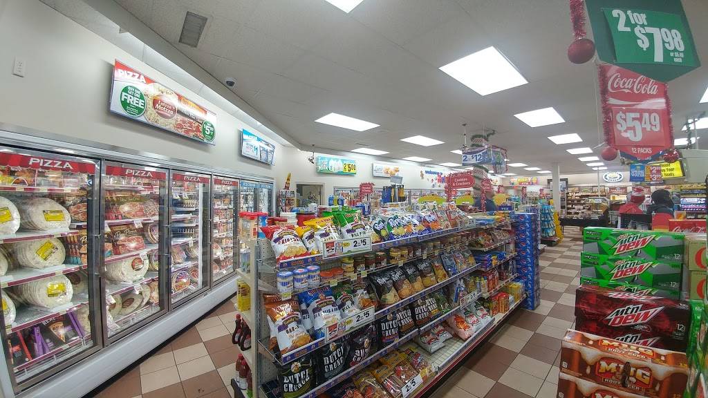 Holiday Stationstores | cafe | 2438 Margaret St N, St Paul, MN 55109, USA | 6517791952 OR +1 651-779-1952