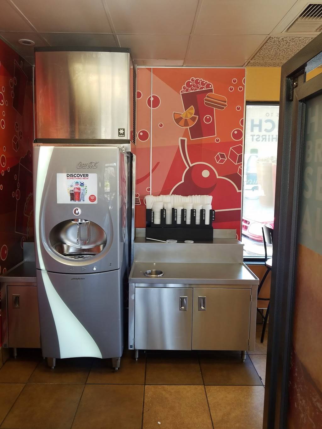 Jack in the Box | restaurant | 4601 Broadway, Sacramento, CA 95820, USA | 9164558690 OR +1 916-455-8690