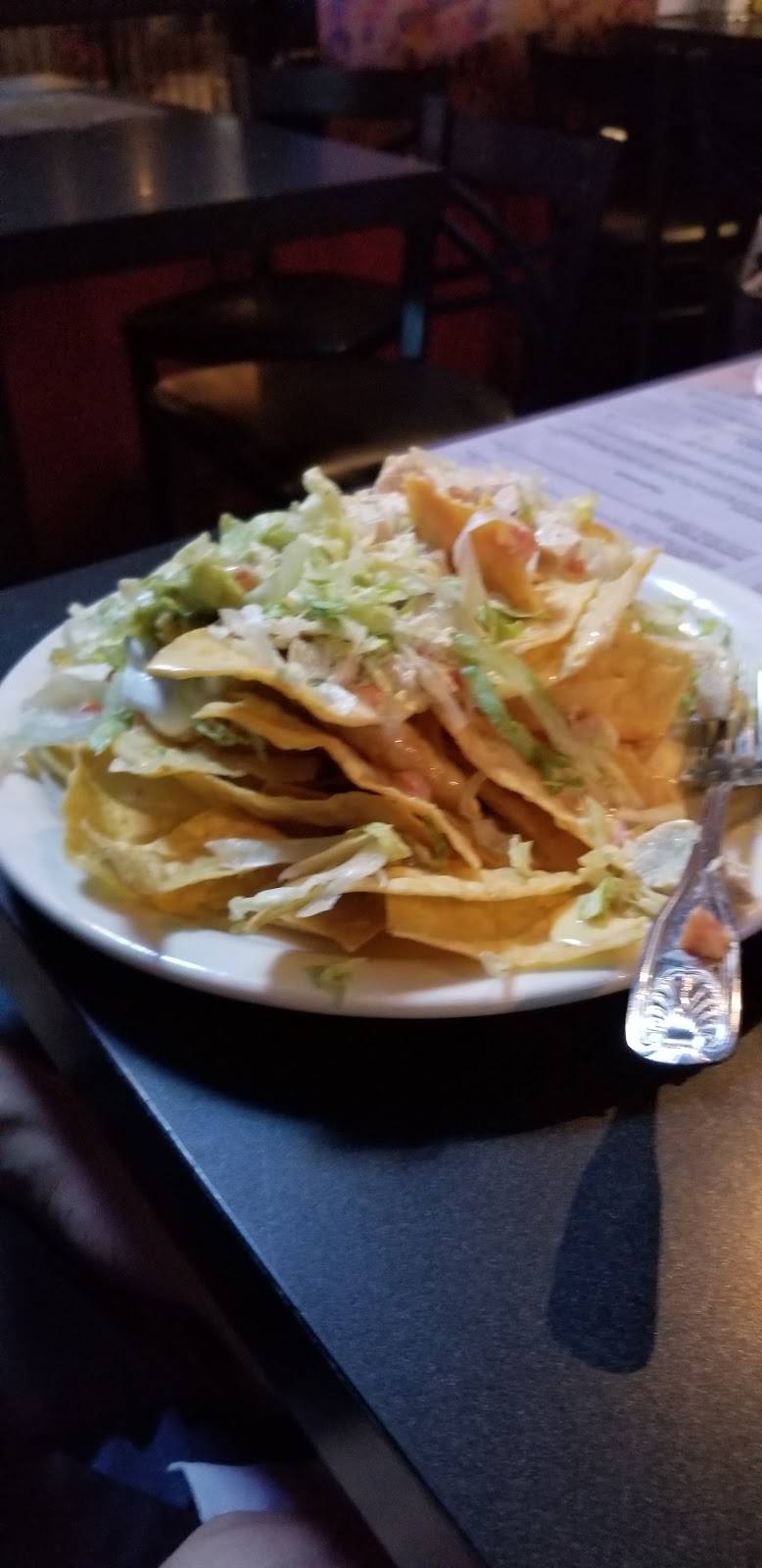 On the Rox Sports Bar & Grill | restaurant | 11957 Lioness Way, Parker, CO 80134, USA | 3037901033 OR +1 303-790-1033