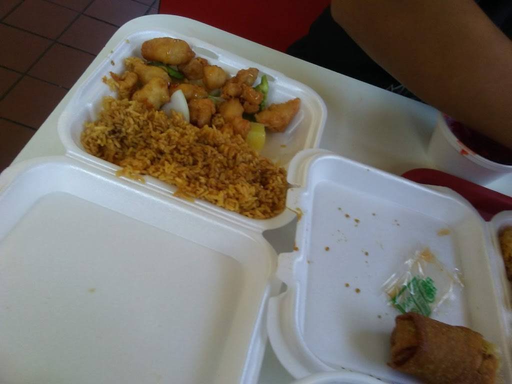 Happy Wok | restaurant | 2815 11th St, Rockford, IL 61109, USA | 8152296666 OR +1 815-229-6666