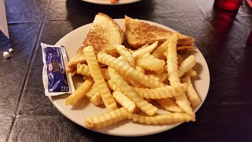 Our Sandwich Place | restaurant | 15 N Van Buren St, Nashville, IN 47448, USA | 8129882355 OR +1 812-988-2355