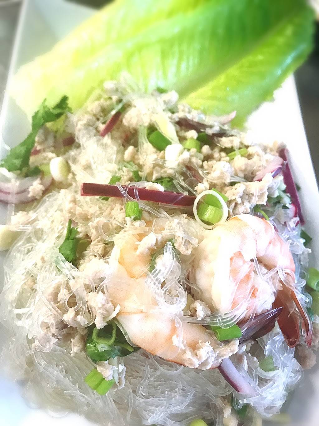 Saraya Thai Cuisine | restaurant | 1439 W Olive Ave, Burbank, CA 91506, USA | 8188461244 OR +1 818-846-1244