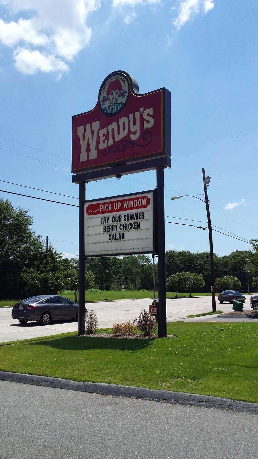 Wendys | restaurant | 4113 Rivers Ave, Charleston, SC 29405, USA | 8437446070 OR +1 843-744-6070