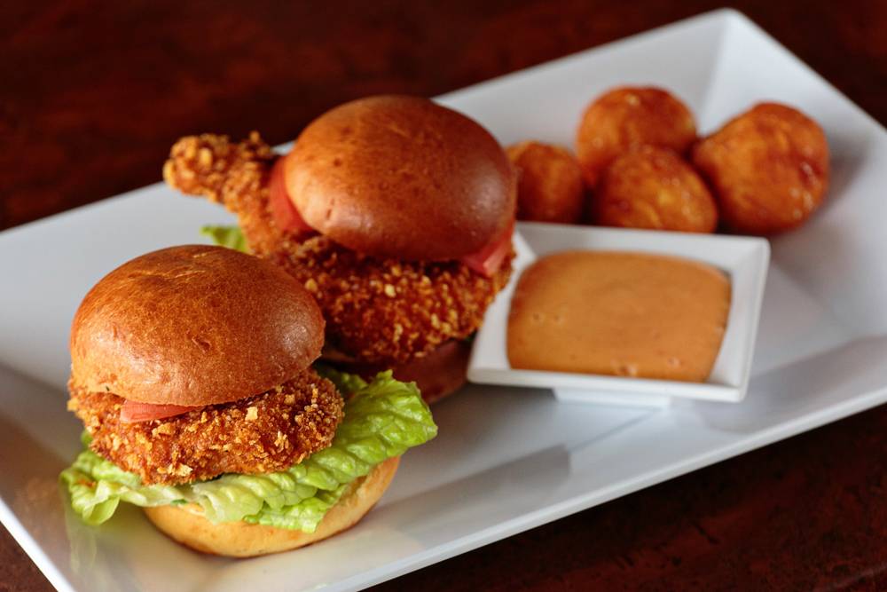 Bar Red Beard | restaurant | 3301 NE 33rd St, Fort Lauderdale, FL 33308, USA | 7542234665 OR +1 754-223-4665