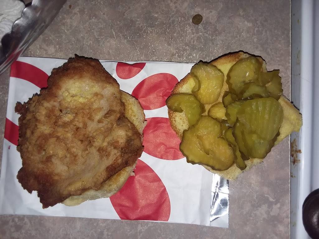 Chick-fil-A | restaurant | 4400 Sharon Rd, Charlotte, NC 28211, USA | 7043645770 OR +1 704-364-5770