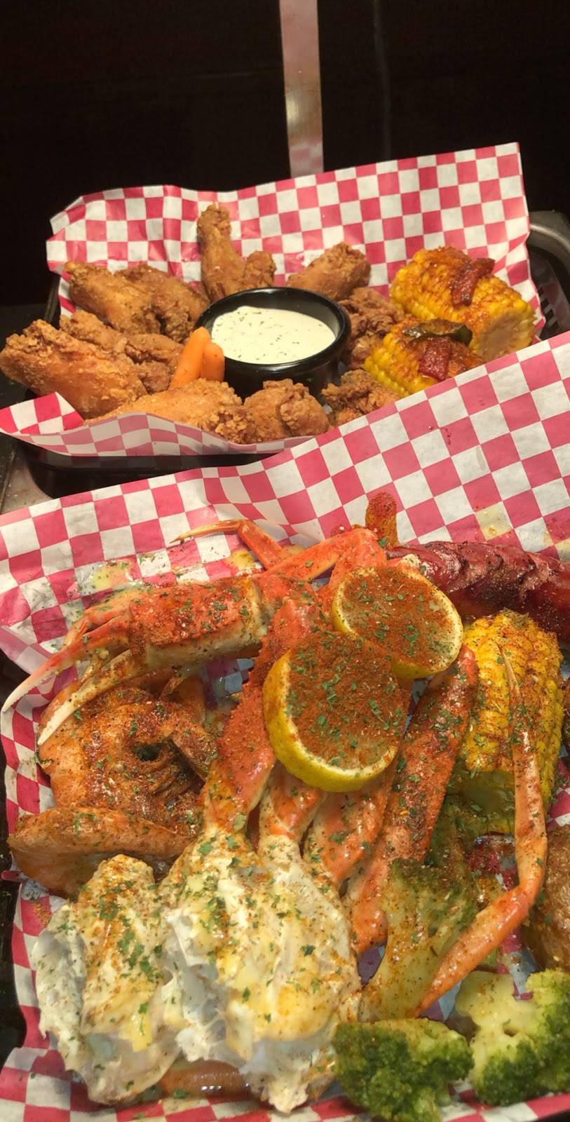 The wing king | restaurant | 1020 S 1st St, Union City, TN 38261, USA | 7315999668 OR +1 731-599-9668