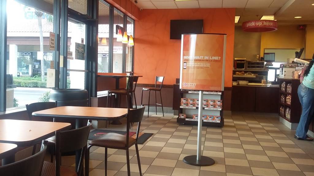Dunkin | bakery | 878 N Military Trl, West Palm Beach, FL 33415, USA | 5616821951 OR +1 561-682-1951