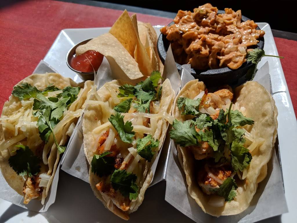 Treys Bar & Grill | restaurant | 7891 E 108th St #22, Tulsa, OK 74133, USA | 9189704950 OR +1 918-970-4950