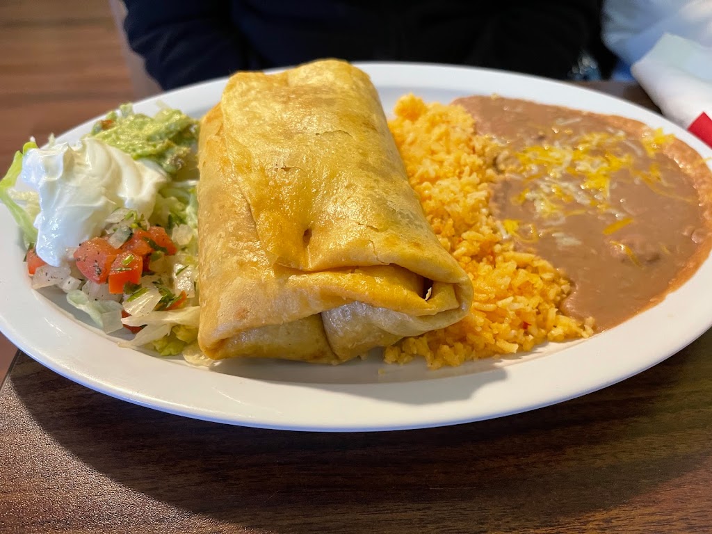 La Fonda | restaurant | 1021 E Gamebird Rd, Pahrump, NV 89048, USA | 7752531604 OR +1 775-253-1604