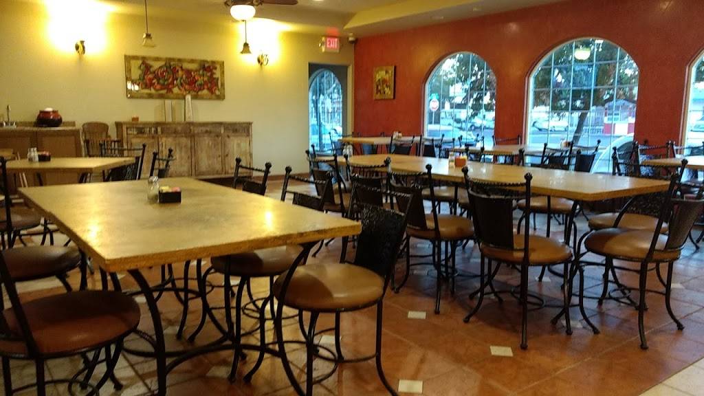 Me & Marthas Express | restaurant | 505 E Tulare St, Dinuba, CA 93618, USA | 5595912298 OR +1 559-591-2298