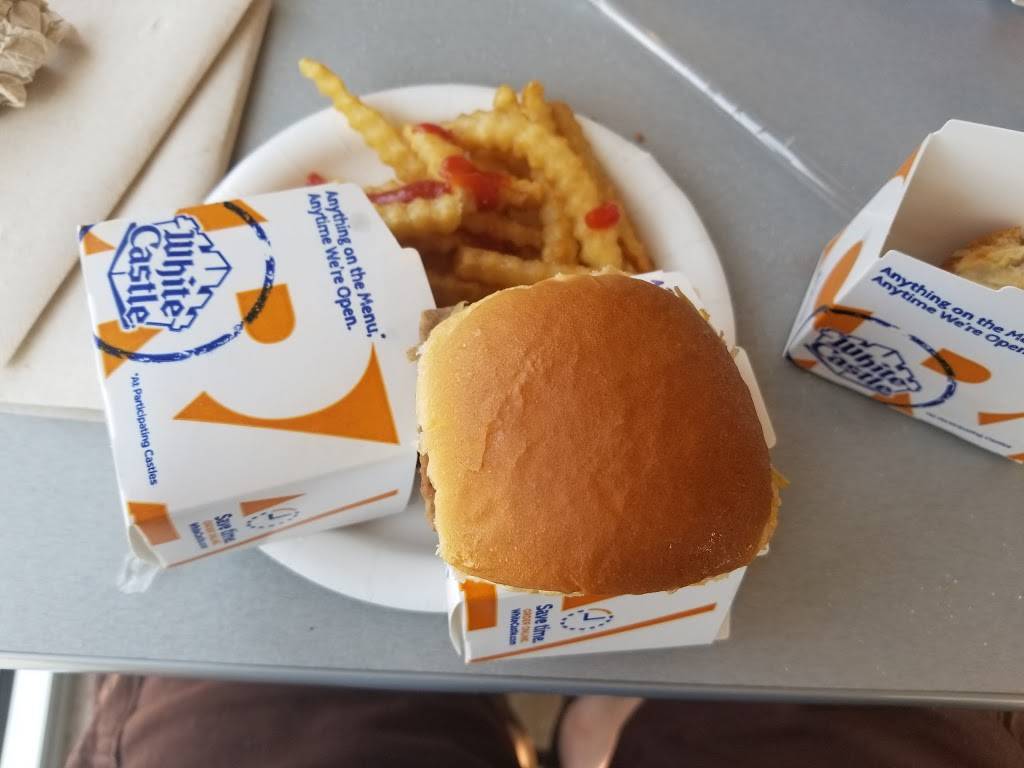 White Castle | restaurant | 1550 Hilliard Rome Rd, Hilliard, OH 43026, USA | 6147771590 OR +1 614-777-1590