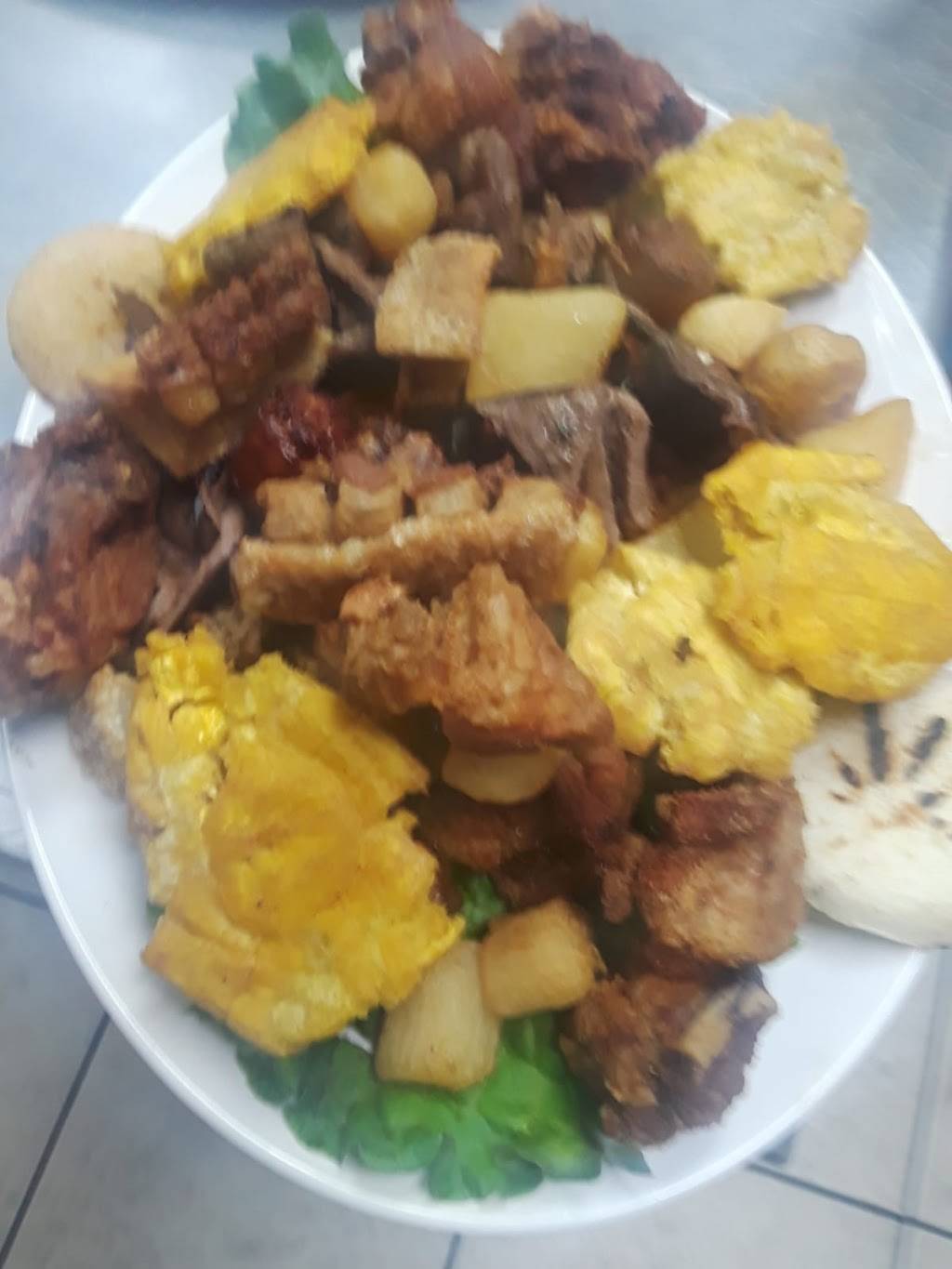 Mi Cabaña Bakery Colombiano | restaurant | 55 Bloomfield Ave, Bloomfield, NJ 07003, USA | 9733375292 OR +1 973-337-5292