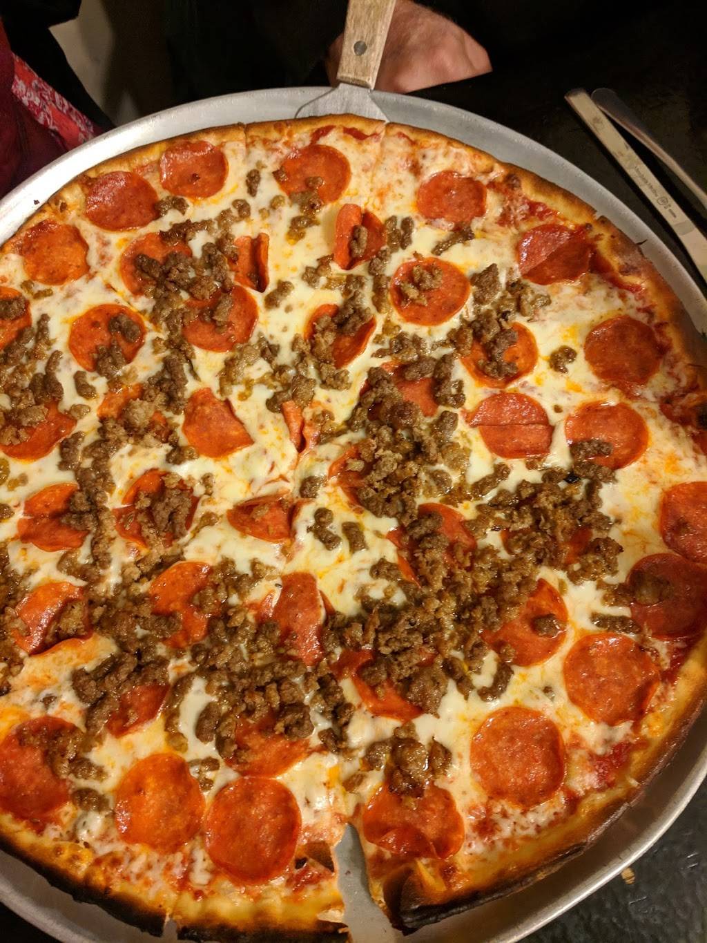 Sicilys | restaurant | 108 Glen Bailey Dr, West Memphis, AR 72301, USA | 8707353491 OR +1 870-735-3491