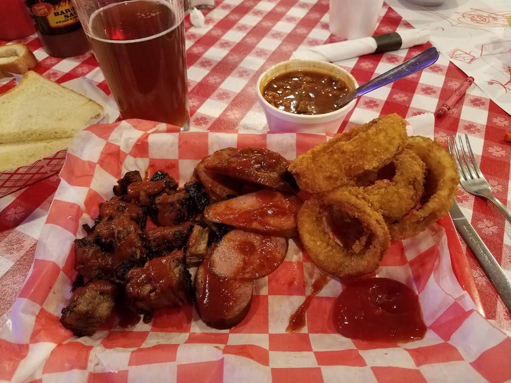 Haywards Pit Bar B Que | restaurant | 10901 W 75th St, Shawnee, KS 66214, USA | 9134518080 OR +1 913-451-8080