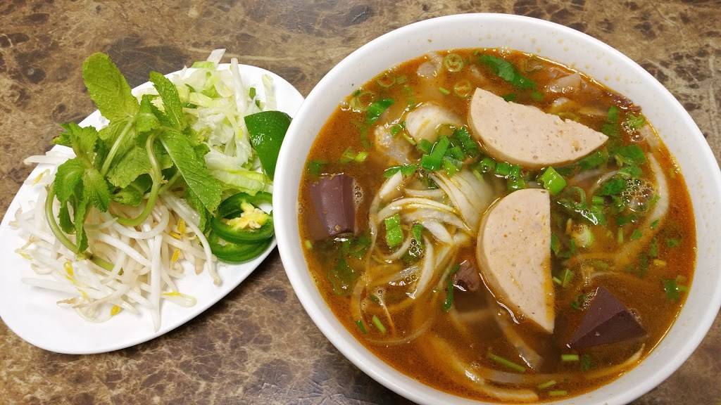 Pho Saigon | restaurant | 1972 N Texas St C, Fairfield, CA 94533, USA | 7074224383 OR +1 707-422-4383
