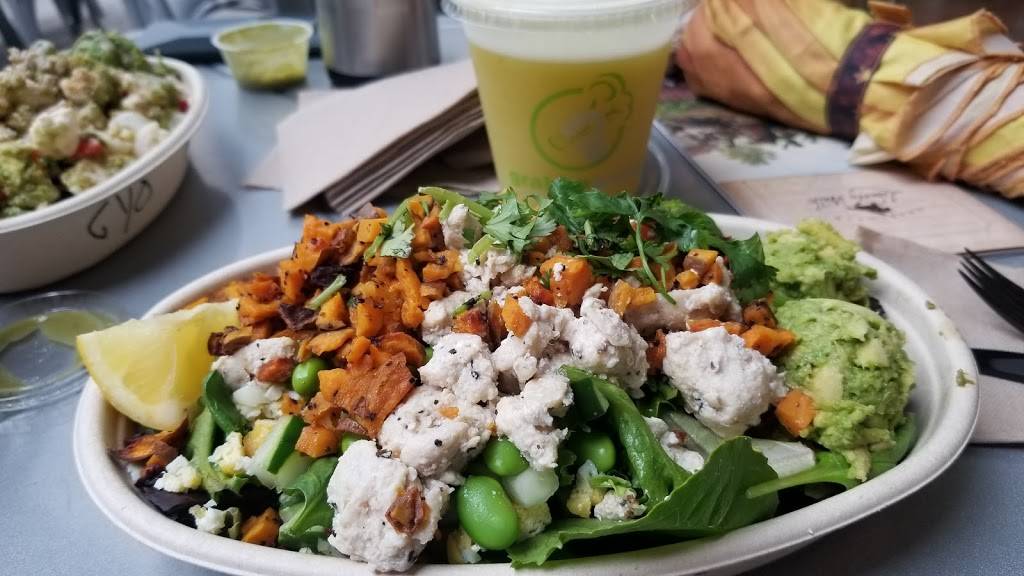 Grabbagreen Food + Juice , Charlotte EpiCentre | restaurant | 210 E Trade St B-124, Charlotte, NC 28202, USA | 7042083600 OR +1 704-208-3600