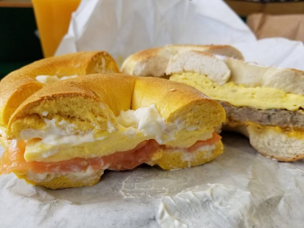 The Bagel Broker | bakery | 7825 Beverly Blvd, Los Angeles, CA 90036, USA | 3239311258 OR +1 323-931-1258