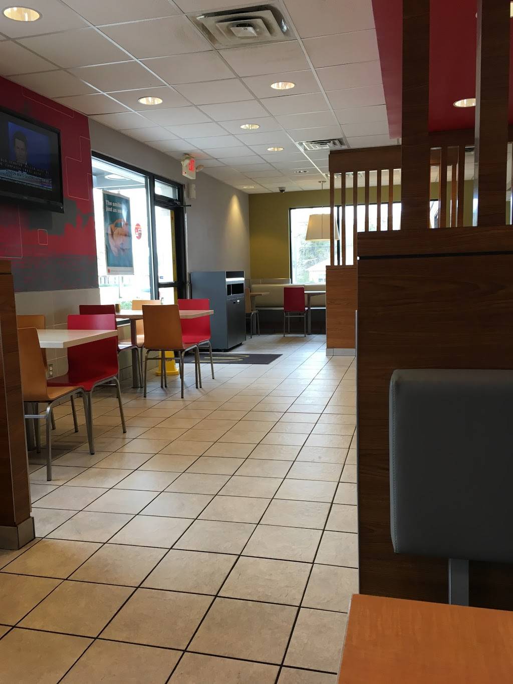 Dairy Queen Store | restaurant | 1001 E Sabine St, Carthage, TX 75633, USA | 9036942815 OR +1 903-694-2815