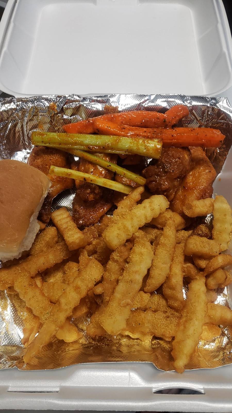 Waffle Mania | restaurant | 2302 Peres Ave, Memphis, TN 38108, USA | 9013082574 OR +1 901-308-2574