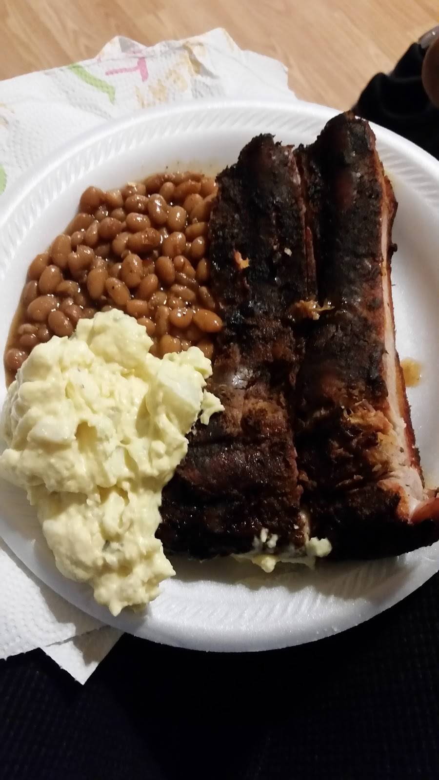 Twisted TAIL BBQ Catering | restaurant | 4240 Florance Rd, Ponder, TX 76259, USA | 9403909871 OR +1 940-390-9871