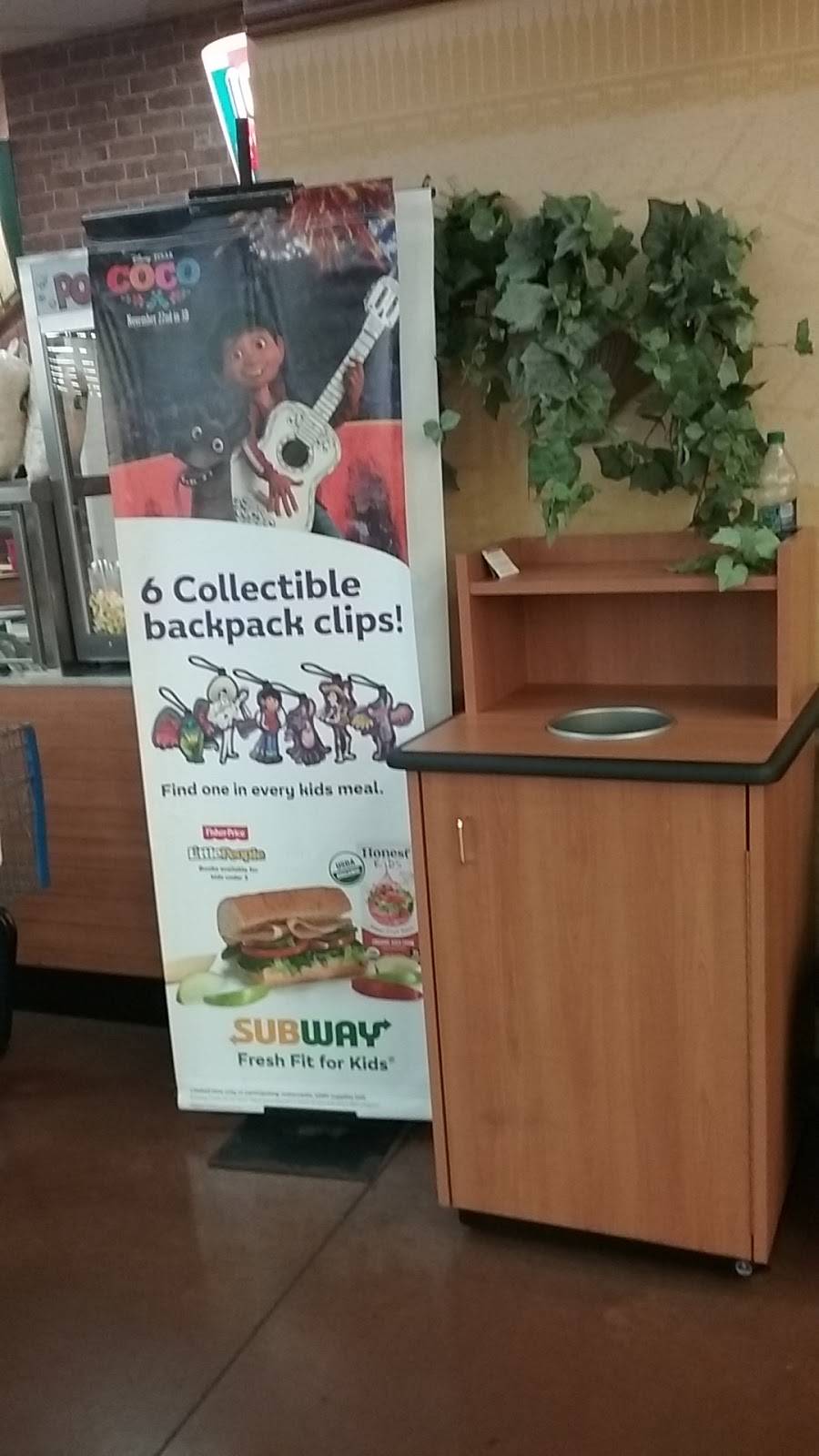 Subway | meal takeaway | 34520 16th Ave S, Federal Way, WA 98003, USA | 2538355757 OR +1 253-835-5757