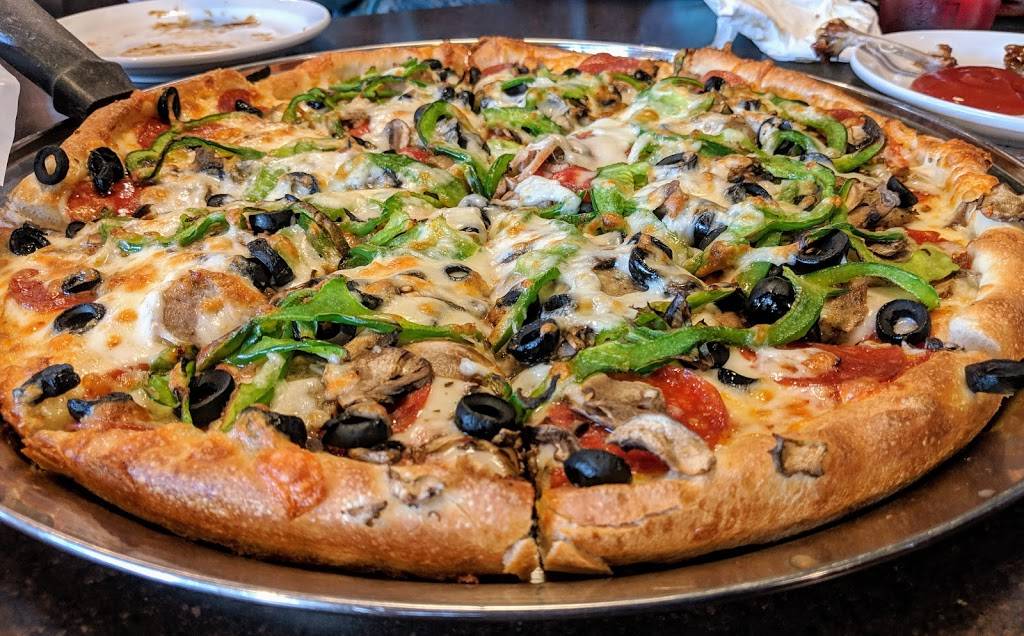Town Pizza II | restaurant | 18 Kingstown Rd, Richmond, RI 02898, USA | 4015390005 OR +1 401-539-0005